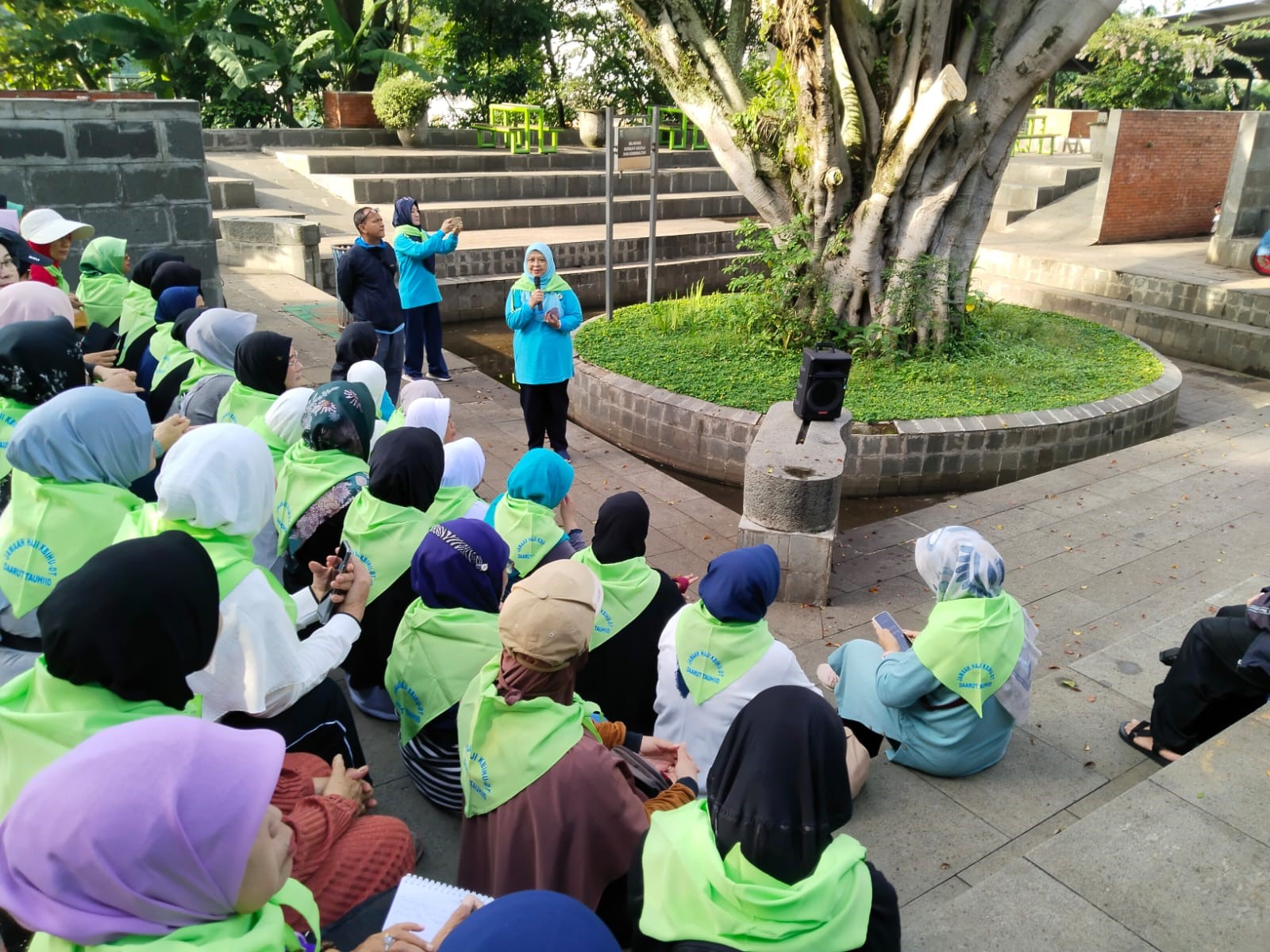 Sosialisasi Kebugaran Jasmani Bagi Calon Jamaah Haji KBIH Daarut Tauhid ...